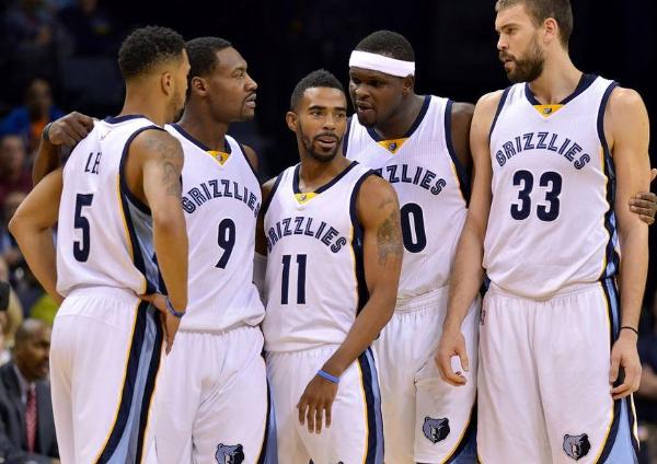 赛季拉成一 赛季拉成一